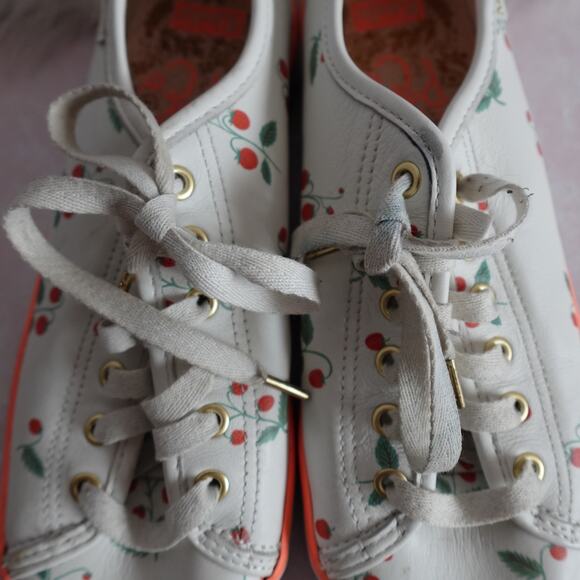 Keds x Rifle Paper Co. Kickstart Leather White Red Strawberry Low Top Sneakers - Picture 10 of 15